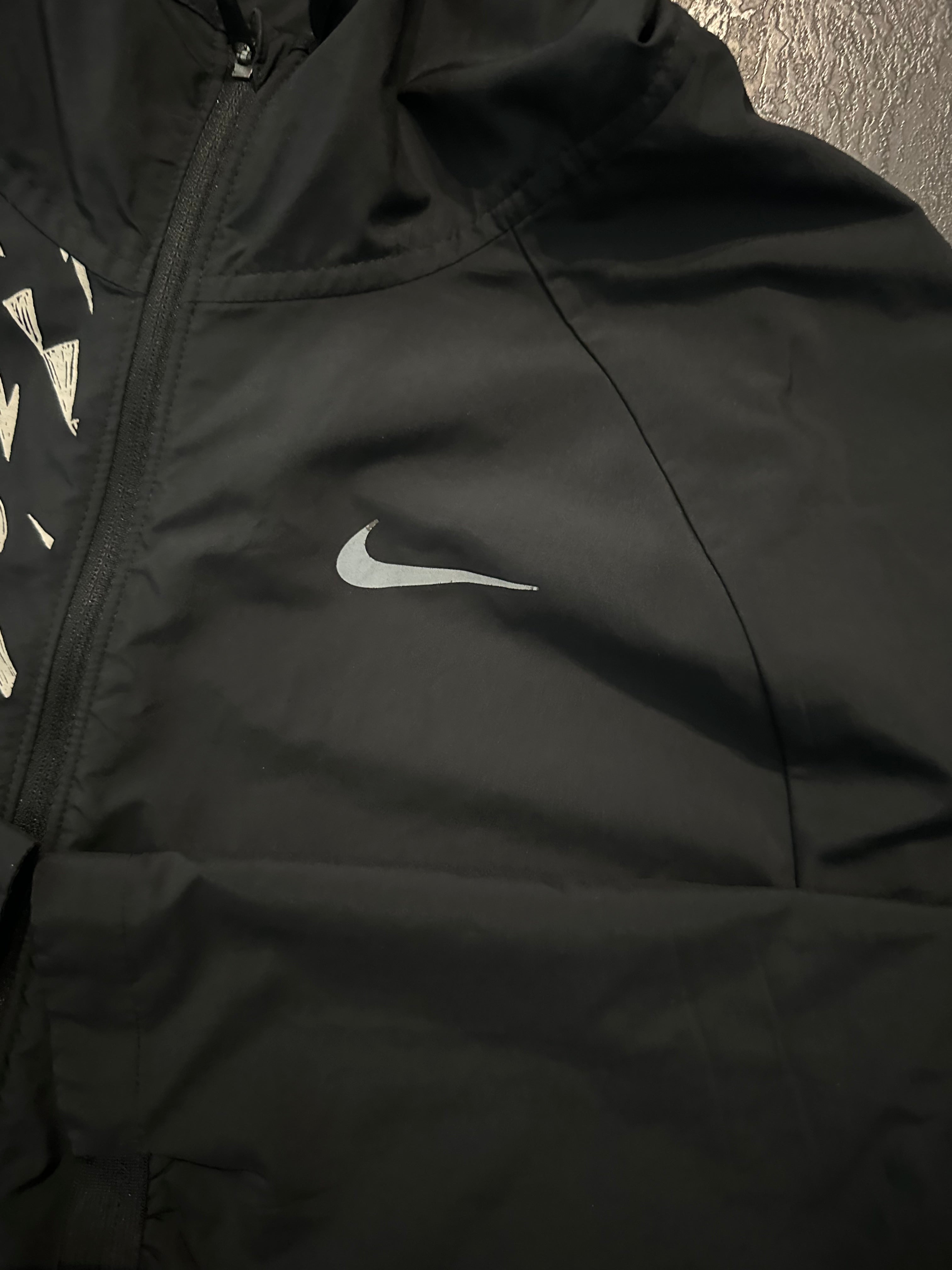 Nike Black Bolt Windrunner
