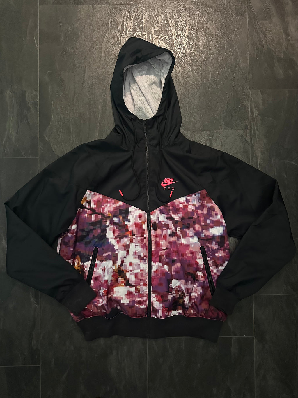 Nike Tokyo Sakura Windrunner